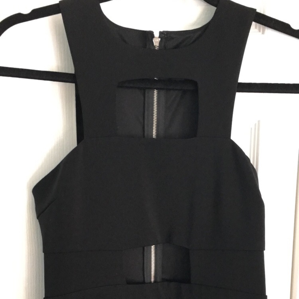 Dress - Picture 2 of 3